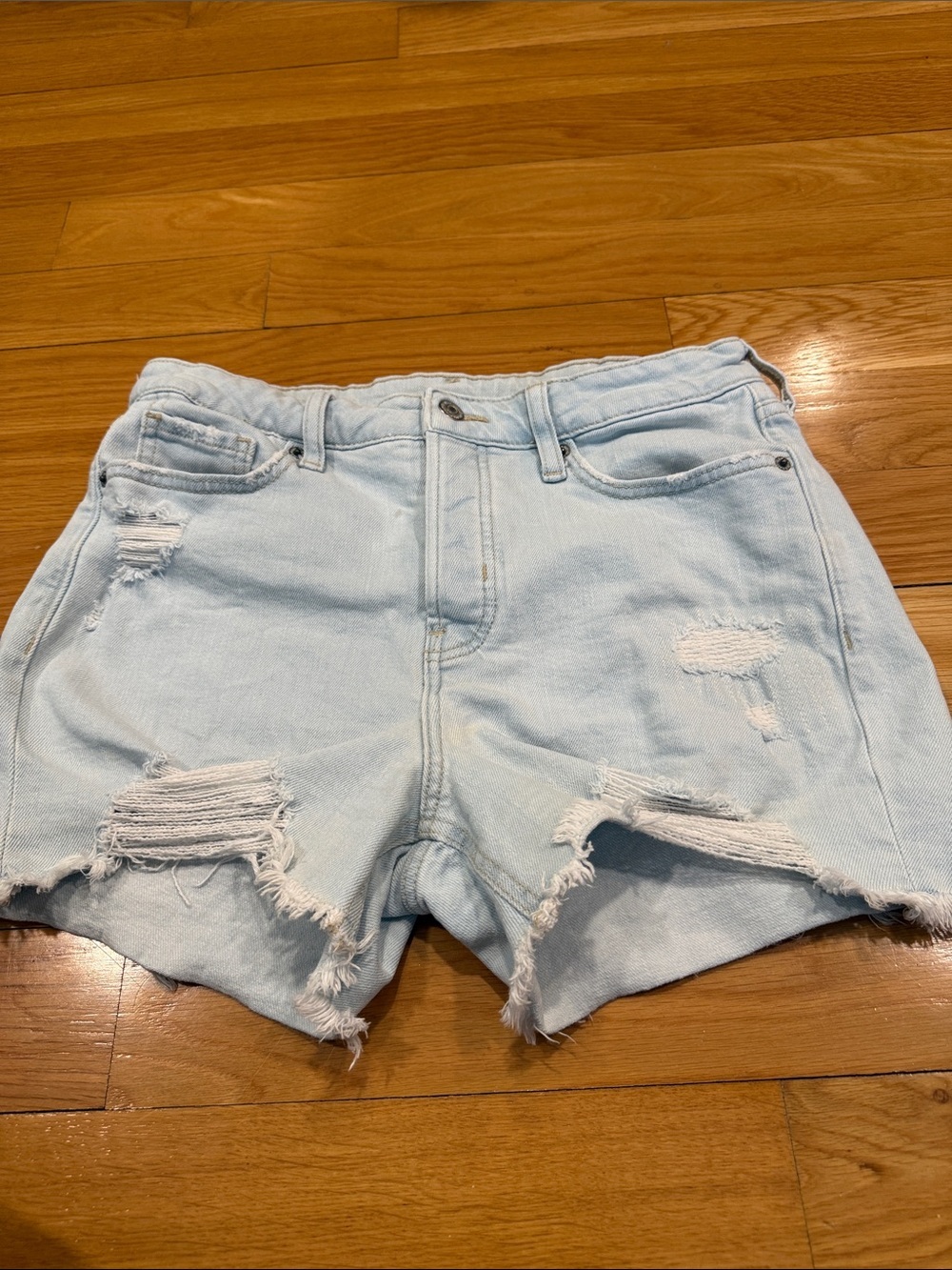 Old navy high rise o.g. Straight Jeans shorts size 6 .